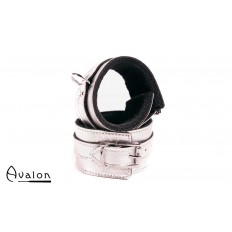 Avalon - INNOCENT - Håndcuffs i Sølv med Plysj